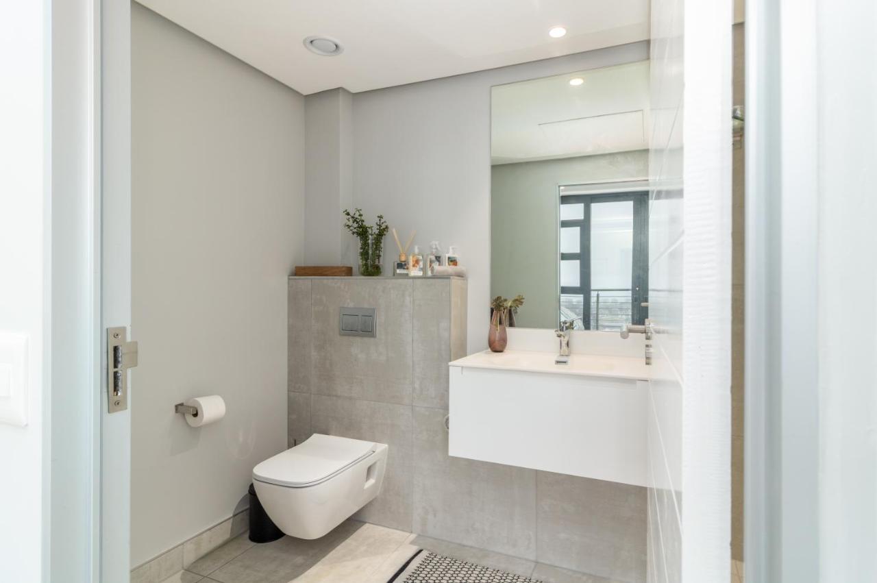 16 On Bree - Luxury One Bedroom Apartment In Kaapstad Buitenkant foto